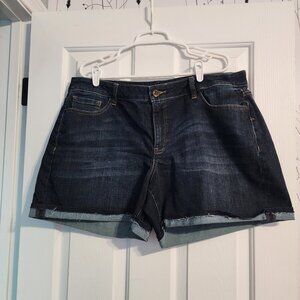 NWT Lane Bryant Girlfriend Fit Jean Shorts - 18W